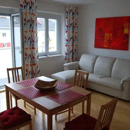Super Gunstige 72 M² Wohnung, 3 Апартаменты Грац