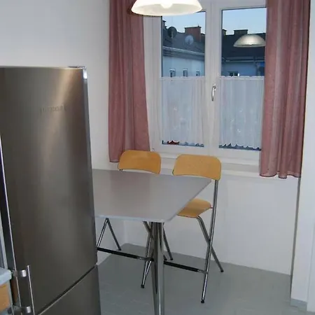 Super Gunstige 72 M² Wohnung, 3